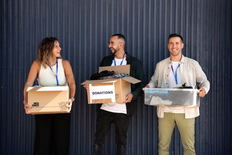 Umzugsunternehmen Frankfurt – professionelle Umzugshelfer beim Möbeltransport